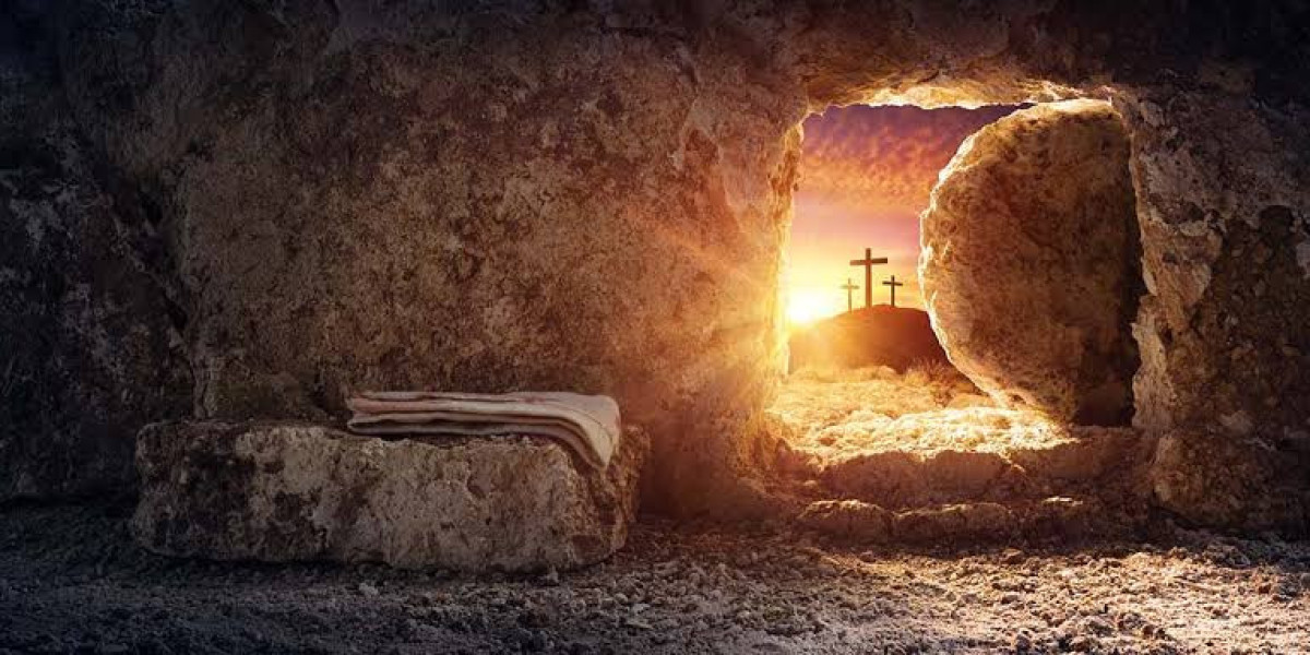 When did Jesus rise from the dead?